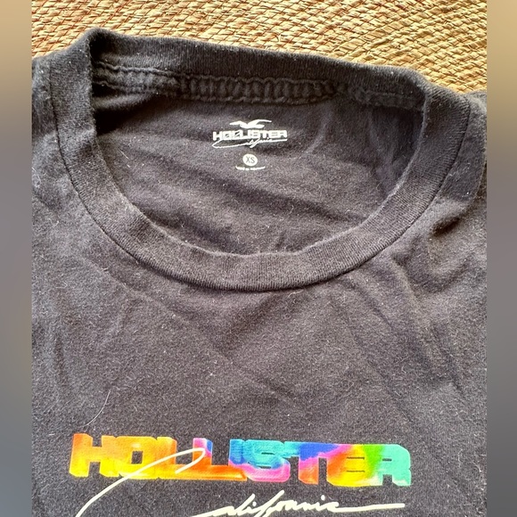 TEE shirt size adult XS, HOLLISTER, - Picture 2 of 5